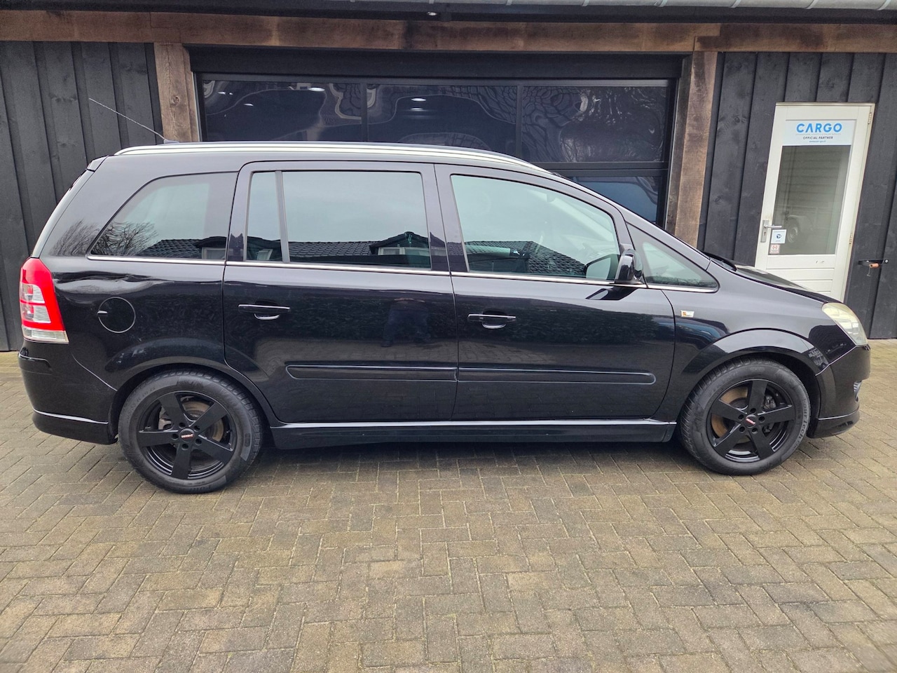 Opel Zafira - 2.2 Cosmo 2.2 Cosmo *NIEUWE APK*
