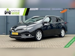 Toyota Auris - 1.8 Hybrid Dynamic Go | 150.000 km NAP | BJ. 2018 Automaat | Camera | Nette Auto & Goed On
