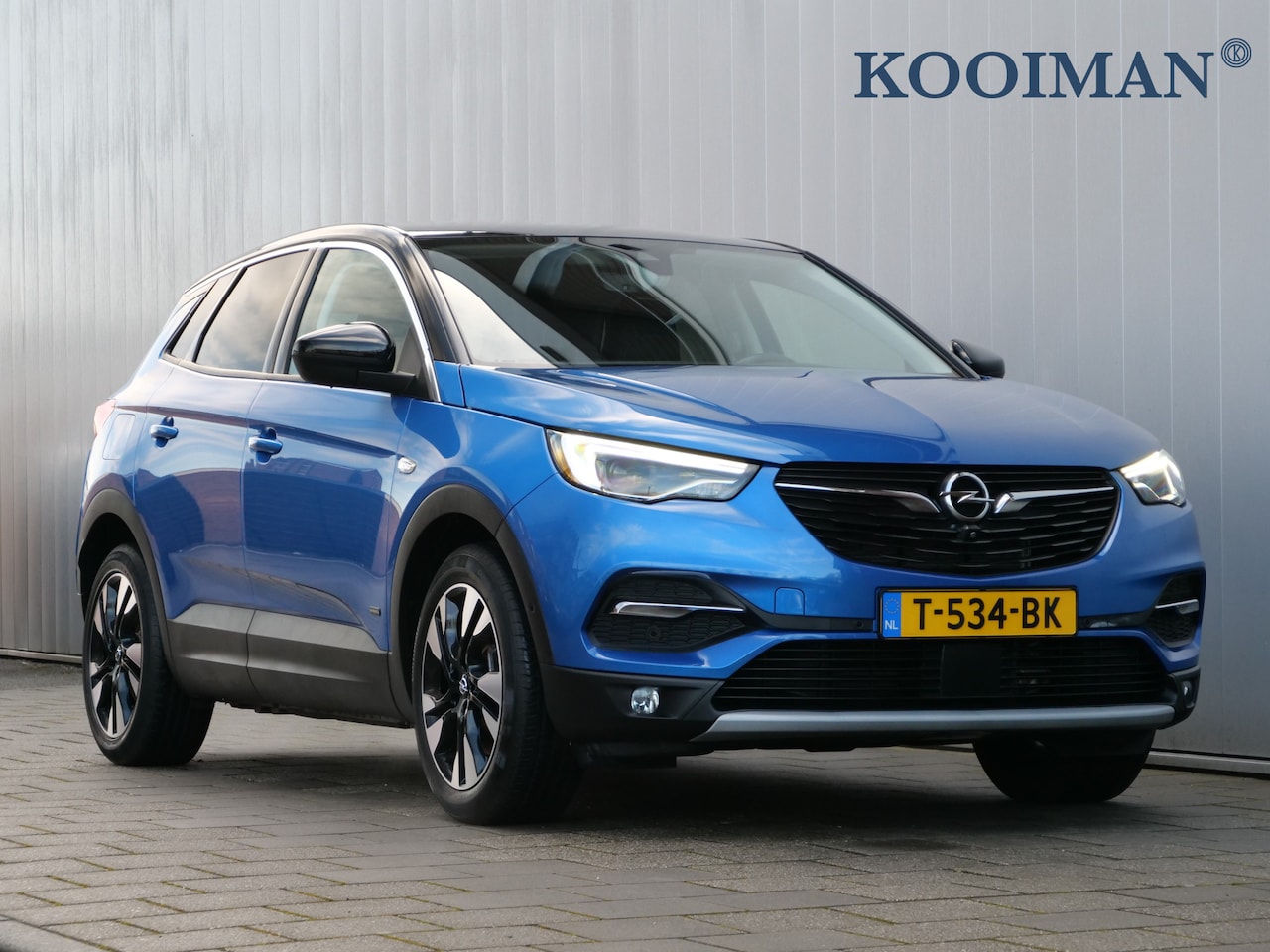 Opel Grandland X - 1.6 Turbo Hybrid4 Ultimate 300 Pk Automaat Navi / DAB / Apple Carplay / Camera / Stoelverw - AutoWereld.nl