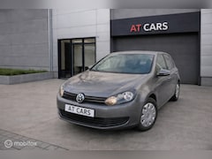 Volkswagen Golf - 1.4 Trendline/ Stoelverwarming/ dealer/75dkm