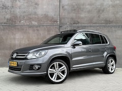 Volkswagen Tiguan - 1.4 TSI Sport&Style 4Motion Trekhaak | Pano | Leder | Xenon | Dynaudio | Full options
