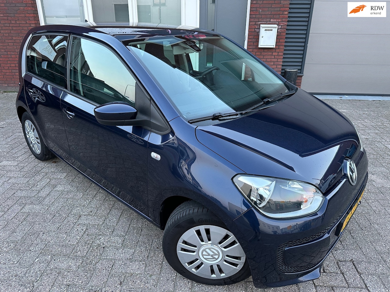 Volkswagen Up! - 1.0 move up! BlueMotion / Navi / Airco / 5DRS - AutoWereld.nl
