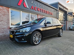 BMW 2-serie Active Tourer - 218i Trekhaak Navigatie Elektrische Achterklep Airco Cruise Control Nette Auto