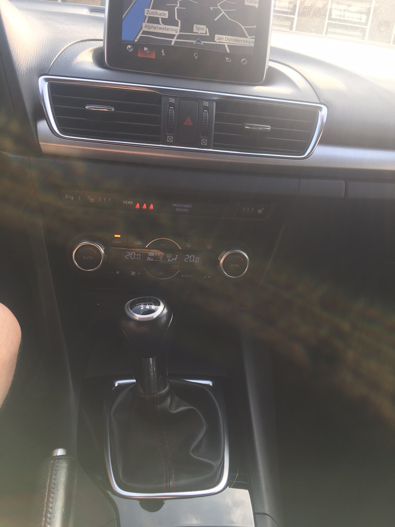 Mazda 3 - 2.0 HP GT-M 165pk - leer - HUD - Carplay - AutoWereld.nl