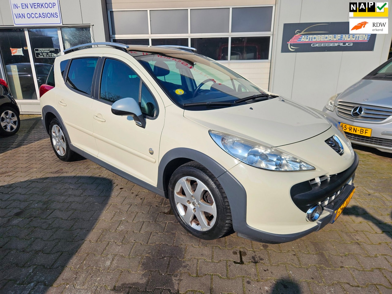 Peugeot 207 SW Outdoor - 1.6 VTi XS 1.6 VTi XS - AutoWereld.nl