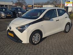 Toyota Aygo - 1.0 VVT-i x-fun/CRUIS CONTROL/NAP/TWEEDE EIGENAAR