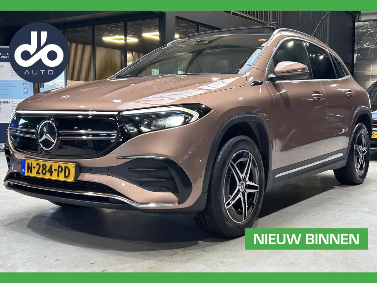 Mercedes-Benz EQA - 250 Business Solution AMG 67 kWh PANO DAK I DIGI DISPLAY I ORG.NL + NAP | SOH 94% - AutoWereld.nl