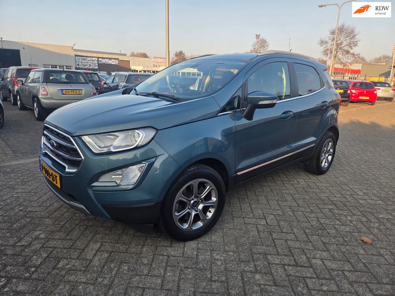 Ford EcoSport - 1.0 EcoBoost Titanium/AUTOMAAT/NAVIGATI/VOL OPTIES - AutoWereld.nl