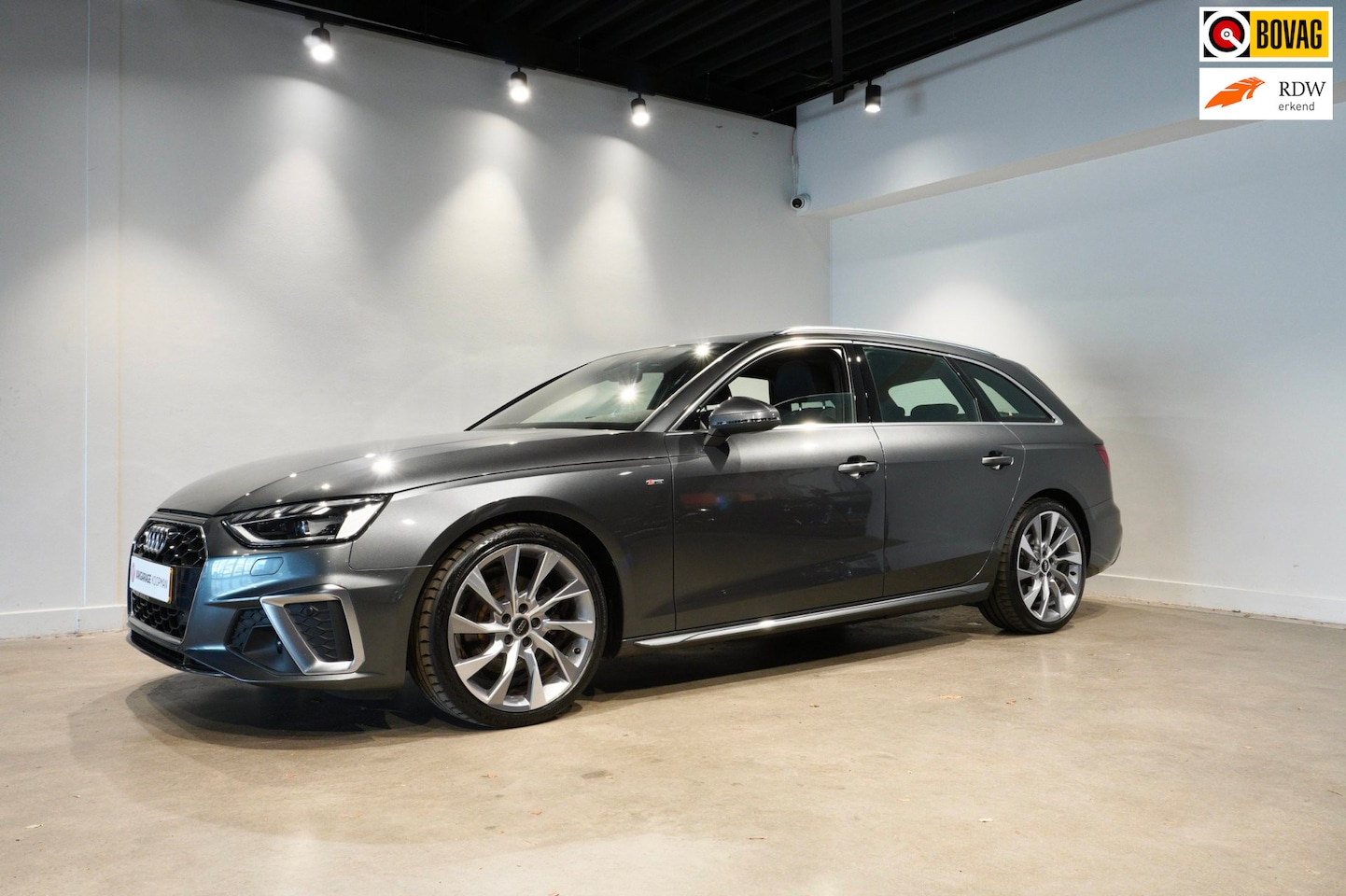 Audi A4 Avant - 40 TFSI Sport S line edition 40 TFSI Sport S line edition - AutoWereld.nl