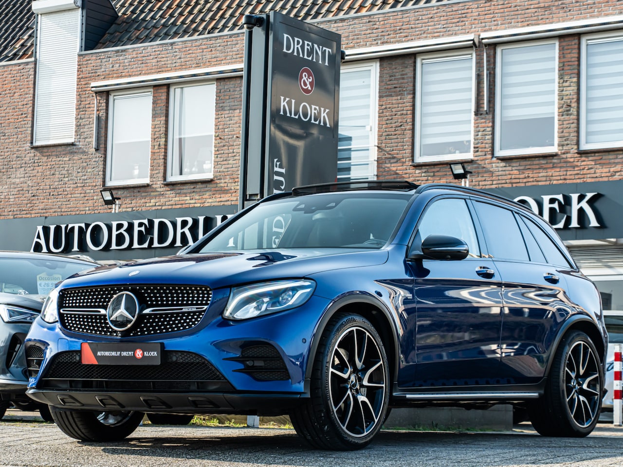 Mercedes-Benz GLC-klasse - AMG 43 4MATIC PANO 21 INCH BURMESTER MEMORY STOEL TREKHAAK 360 CAMERA BOMVOL!! - AutoWereld.nl