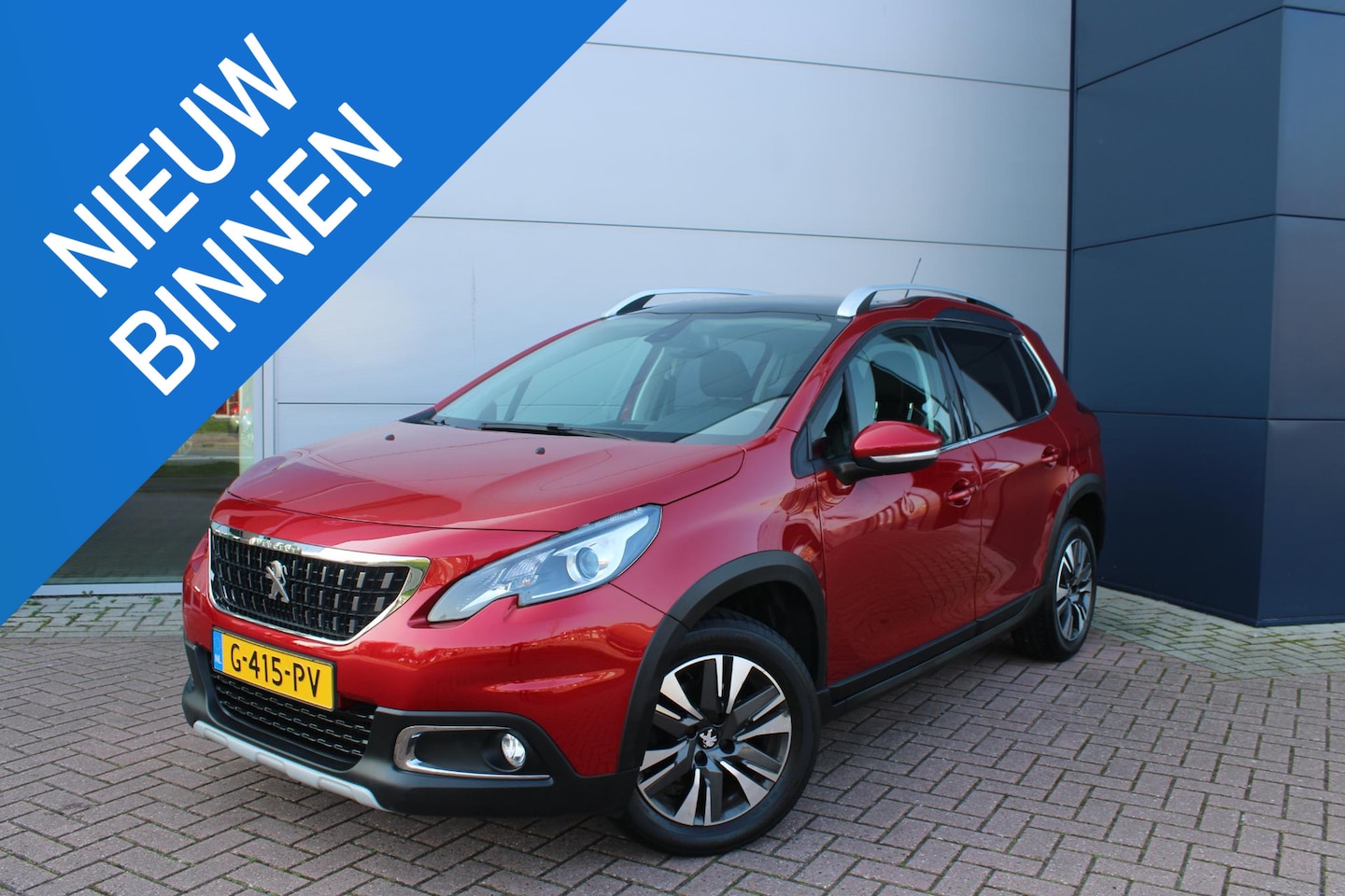 Peugeot 2008 - 1.2 PureTech 130pk Allure Automaat Airco Navi Camera Panoramadak 31.894km 1e eigenaar - AutoWereld.nl
