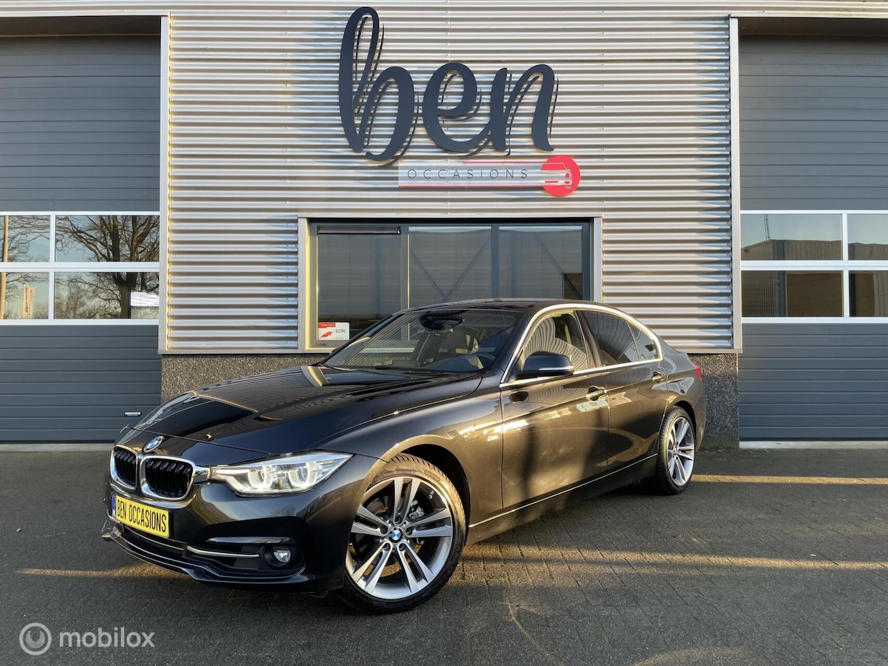 BMW 3-serie - 320i High Executive 320i High Executive - AutoWereld.nl