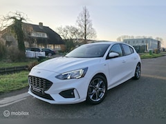 Ford Focus - 1.0 EcoBoost ST-Line / Navi / Camera / Carplay