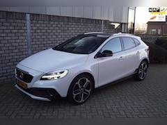 Volvo V40 Cross Country - 1.5 T3 Polar+ Luxury Autom Leder Stoelverw Panodak Navi Camera Adaptieve Cruise Clima 2x P