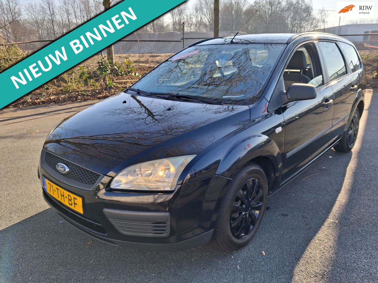 Ford Focus Wagon - 1.4-16V Ambiente ZO INGERUILD RIJDT EN SCHAKELT GOED - AutoWereld.nl