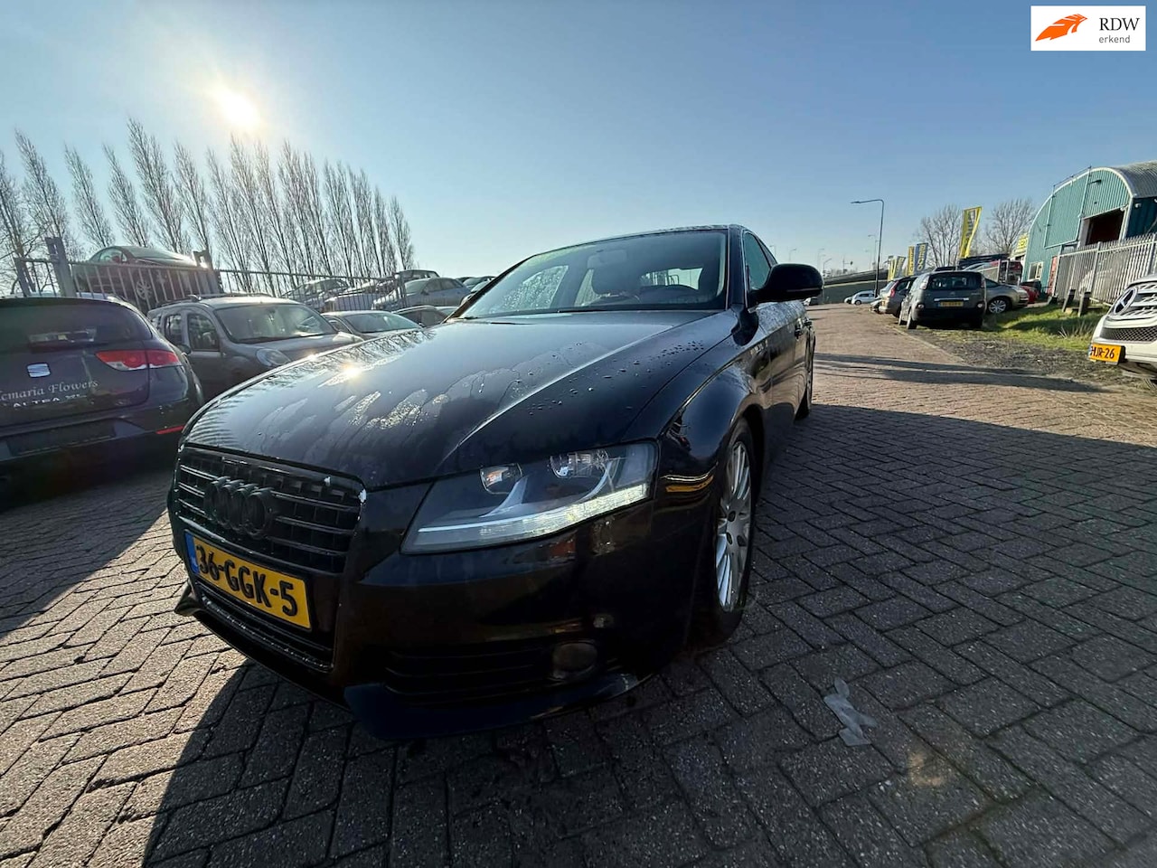 Audi A4 Limousine - 1.8 TFSI Pro Line Business lees advertentie! - AutoWereld.nl