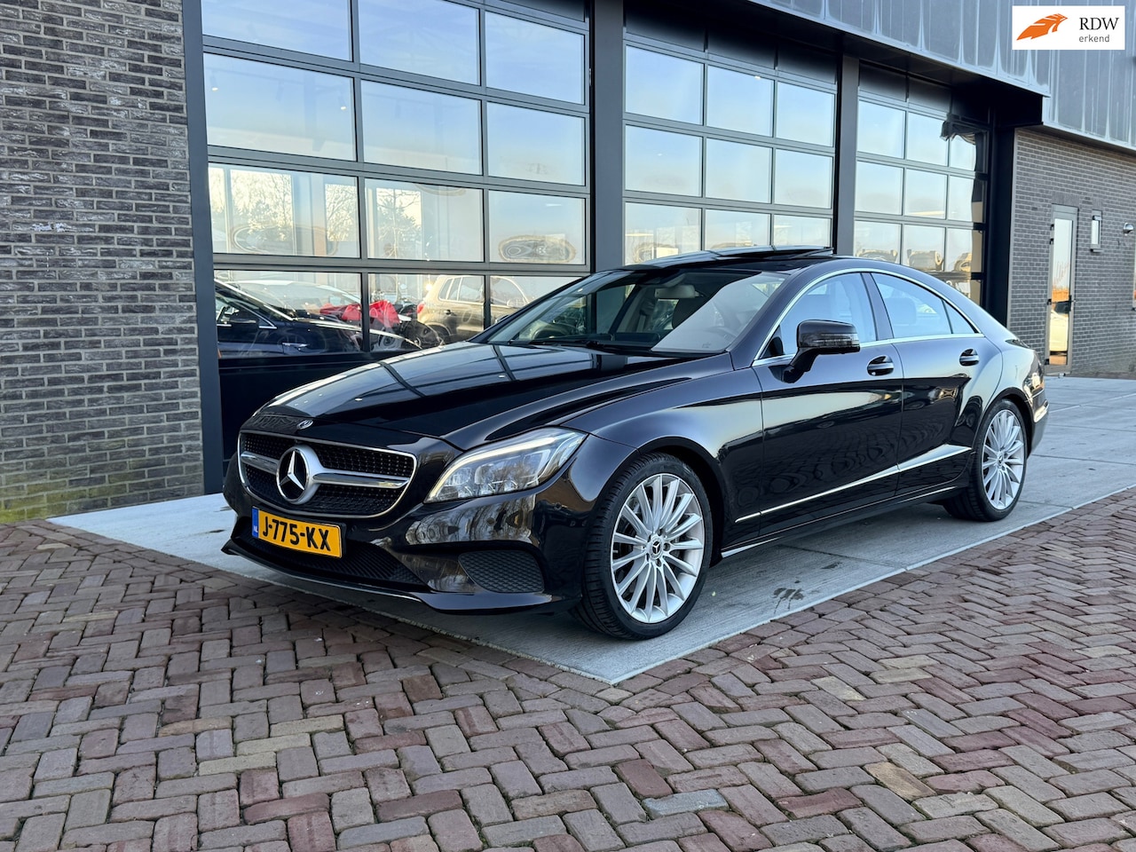 Mercedes-Benz CLS-klasse - 400 4MATIC | Schuif dak | Leer | Led | Camera | - AutoWereld.nl