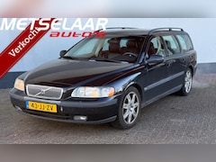 Volvo V70 - 2.3 T-5 Comfort Line LEES ADVERTENTIE
