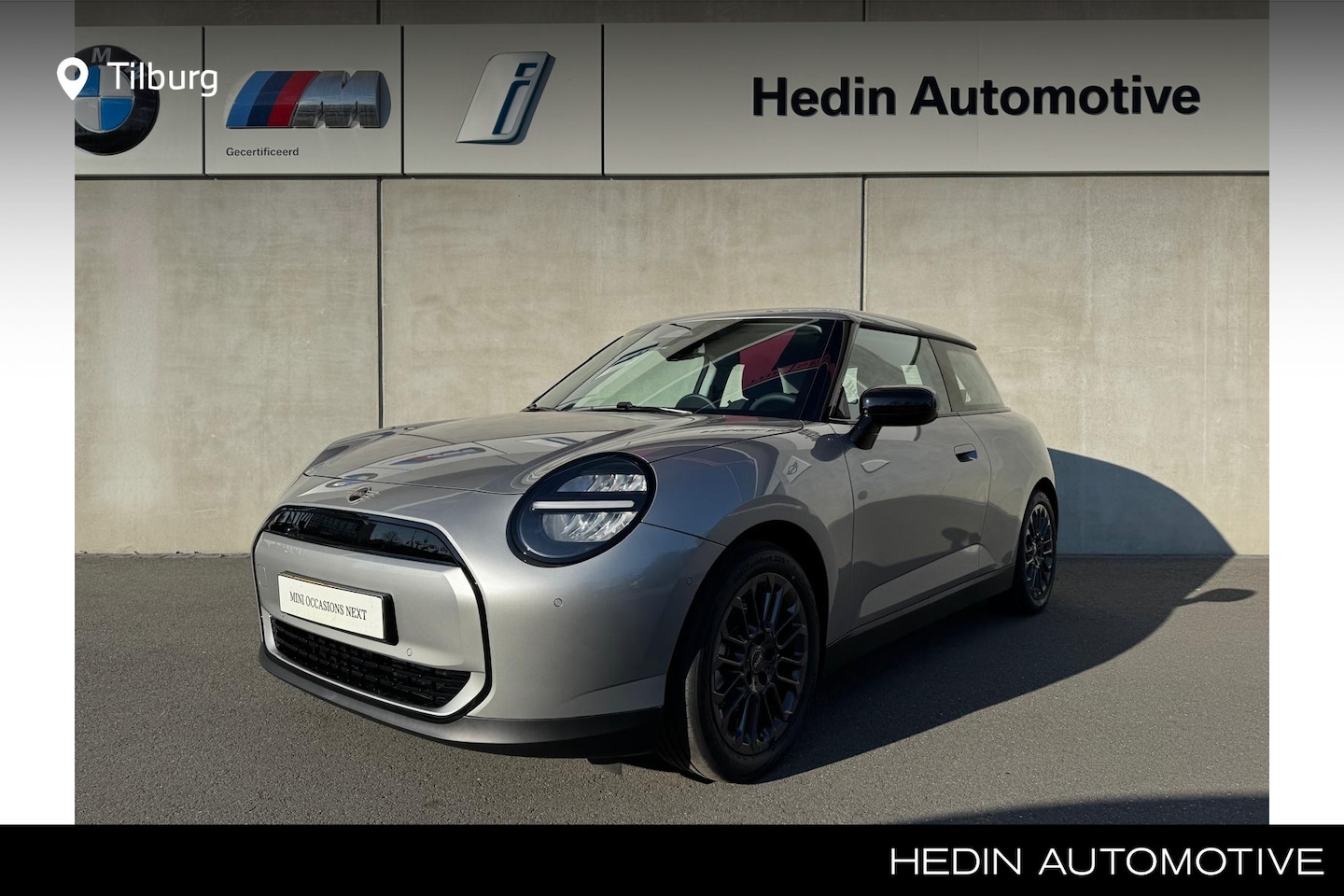 MINI Cooper - Mini E Essential 40.7 kWh | PDC Voor en Achter | Achteruitrij Camera | - AutoWereld.nl