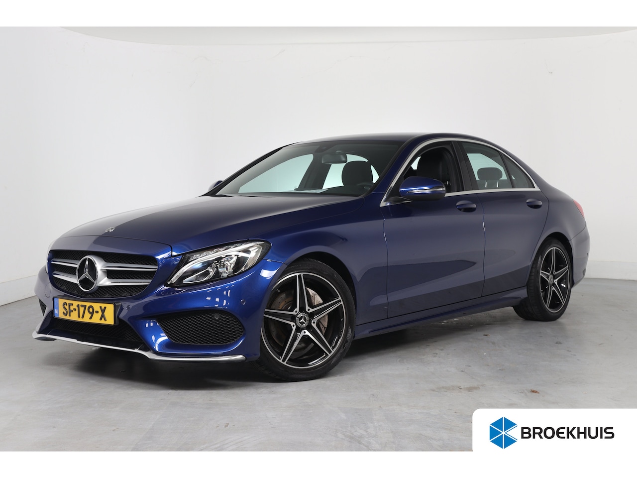 Mercedes-Benz C-klasse - 180 Sport Edition | AMG Pakket | Trekhaak Afn. | Climate control | Camera | Navigatie | LE - AutoWereld.nl