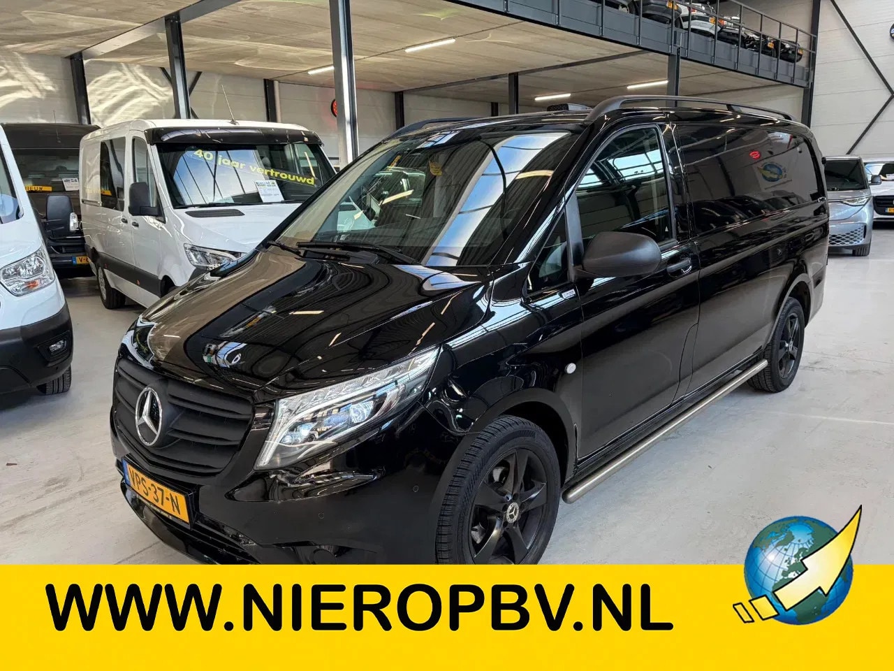 Mercedes-Benz Vito - 114CDI L2H1 Automaat Airco Navi Cruisecontrol Trekhaak XENON - AutoWereld.nl