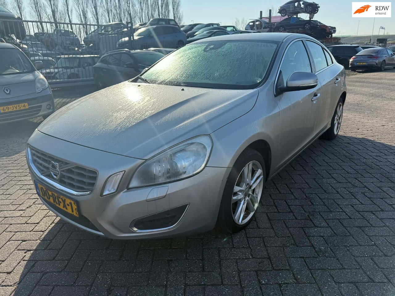 Volvo S60 - 1.6 T4 Summum automaat ! lees advertentie ! - AutoWereld.nl