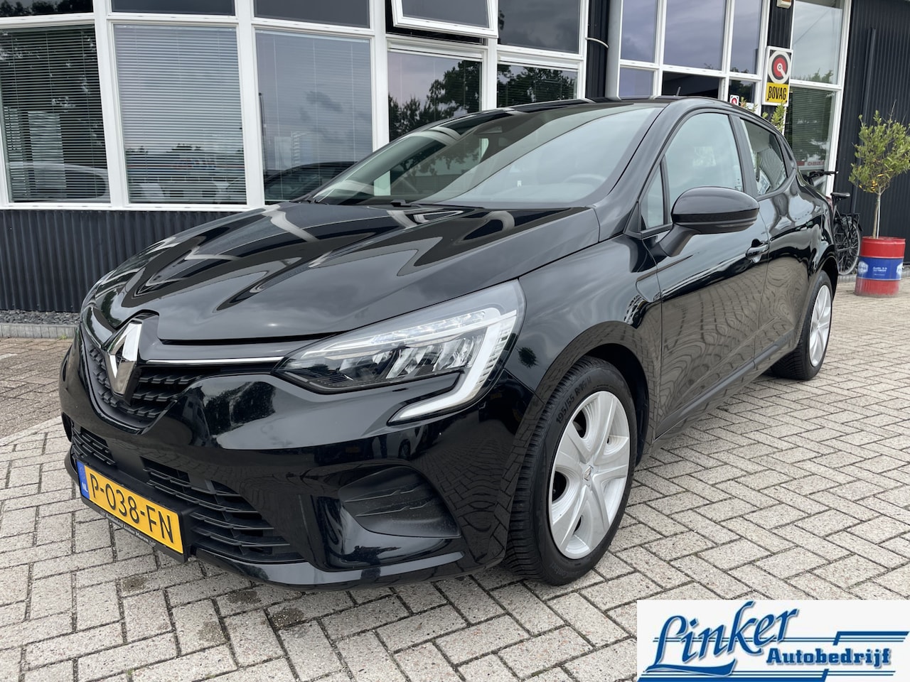 Renault Clio - 1.0 TCe Zen - NL-AUTO RIJ-KLAAR CRUISE NAVI - AutoWereld.nl