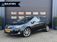 Toyota Avensis - 1.8 VVTi Dynamic|Leder|Trekhaak|Camera|Navi