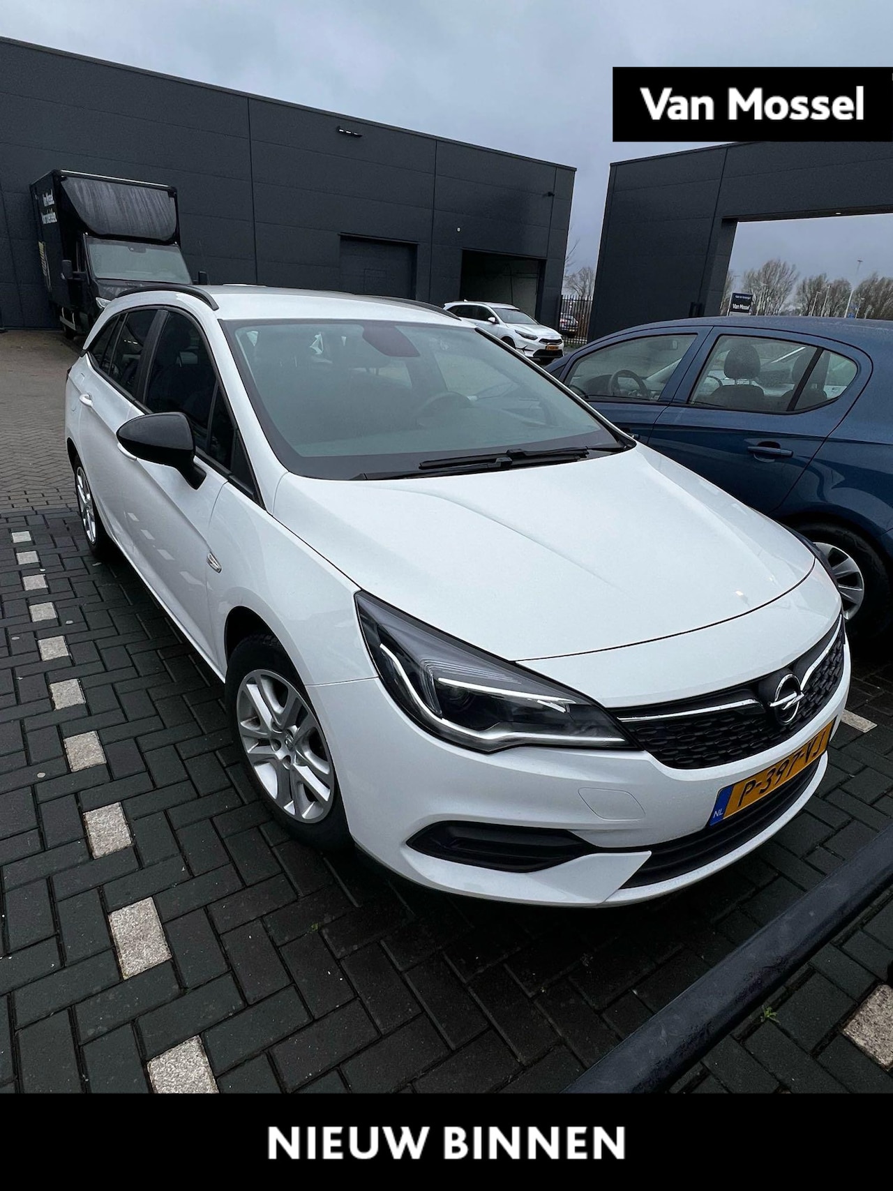 Opel Astra Sports Tourer - 1.2 Edition 1.2 Edition - AutoWereld.nl