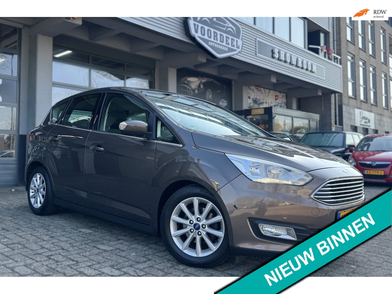 Ford C-Max - 1.0 Titanium | NAVI | AIRCO | CRUISE | TREKHAAK | PDC | APK. - AutoWereld.nl