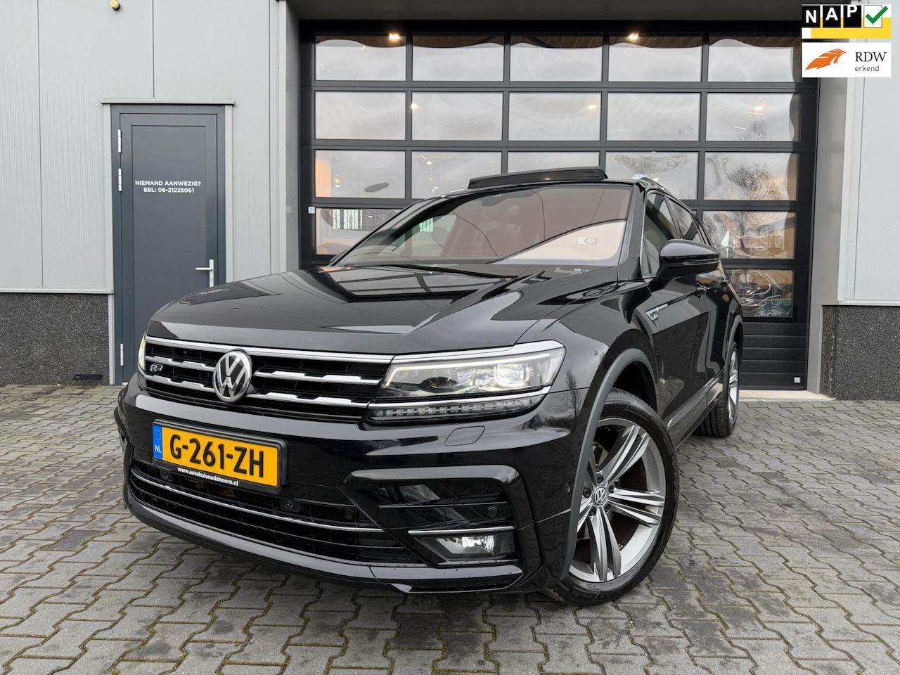 Volkswagen Tiguan Allspace - 1.5 TSI Highline Business R LINE 7 persoons R-line - AutoWereld.nl