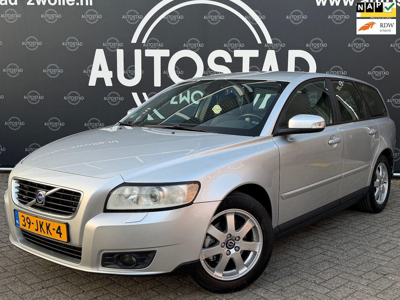 Volvo V50 - 1.8 Kinetic Airco/Cruise/Apk/Nap/Trekhaak - AutoWereld.nl