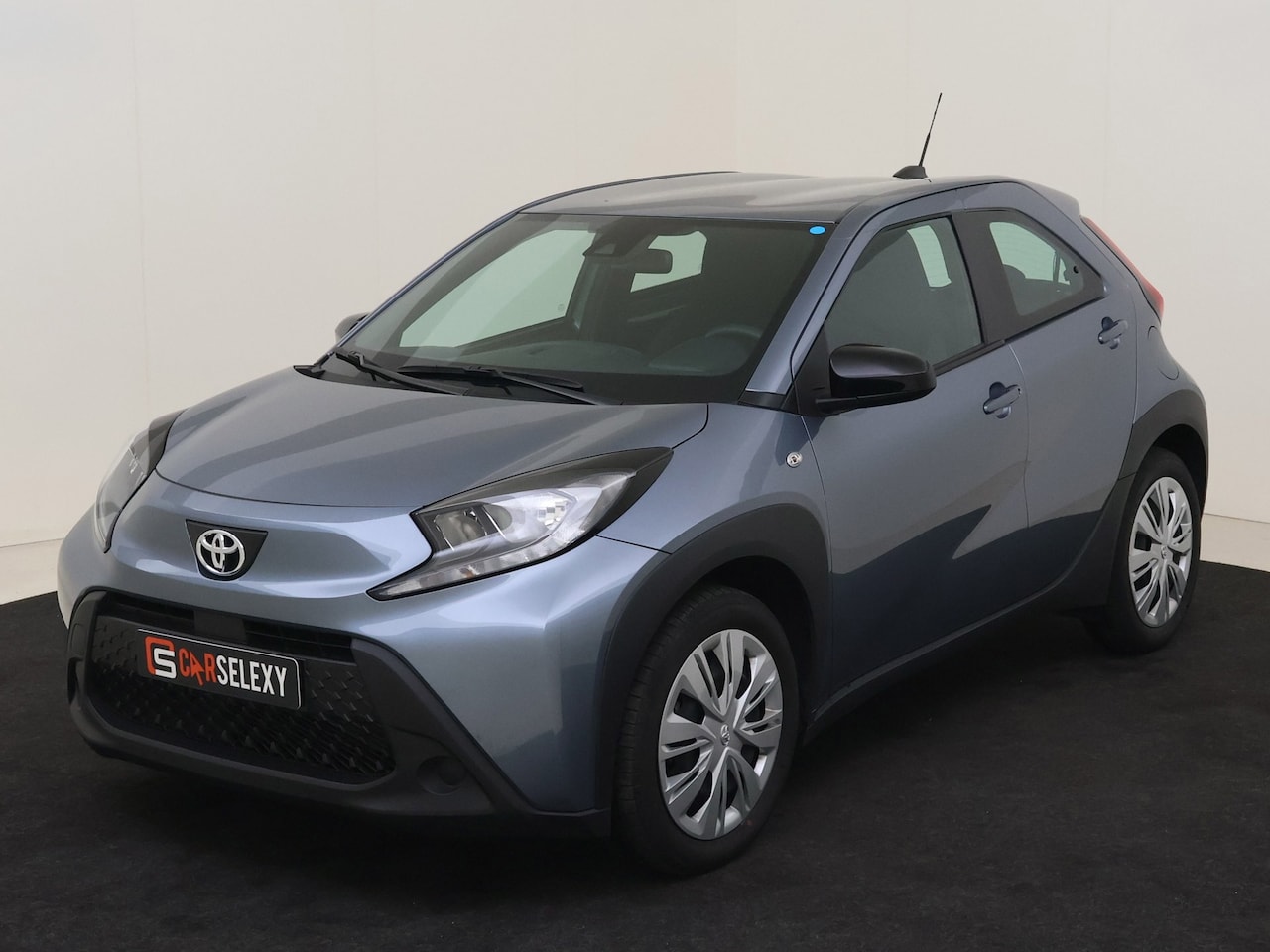 Toyota Aygo X - 1.0 VVT-i S-CVT play 1.0 VVT-i S-CVT Play - AutoWereld.nl