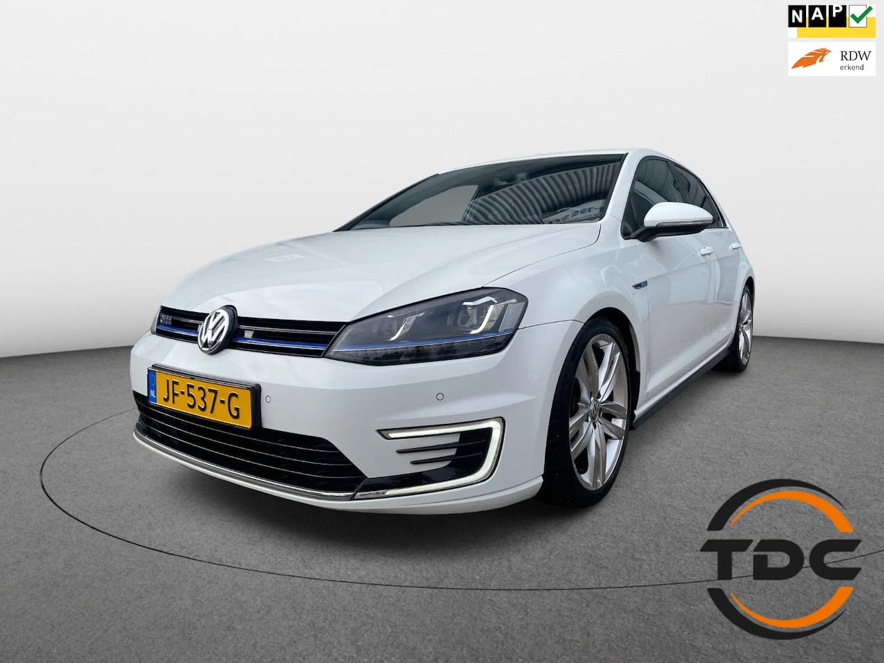 Volkswagen Golf - 1.4 TSI GTE CARPLAY CLIMA CRUISE PDC - AutoWereld.nl