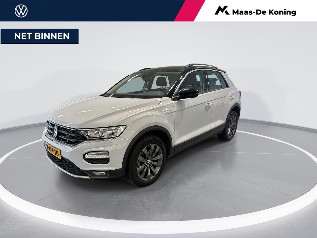 Volkswagen T-Roc - 1.0 TSI 110pk Style · Navigatie · Trekhaak · Apple/Android Car Play · ACC · 17"Velgen · Ve - AutoWereld.nl