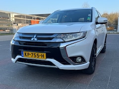 Mitsubishi Outlander - 2.0 PHEV Business Edition