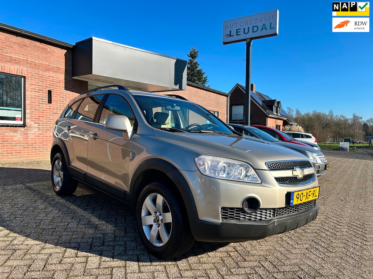 Chevrolet Captiva - 2.4i Class //7 personen //138.000 km NAP - AutoWereld.nl