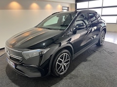 Mercedes-Benz EQA - 250 AMG Line 67 kWh | Panorama schuif/kanteldak | Stoelverwarming | Camera 360 | Nachtpakk