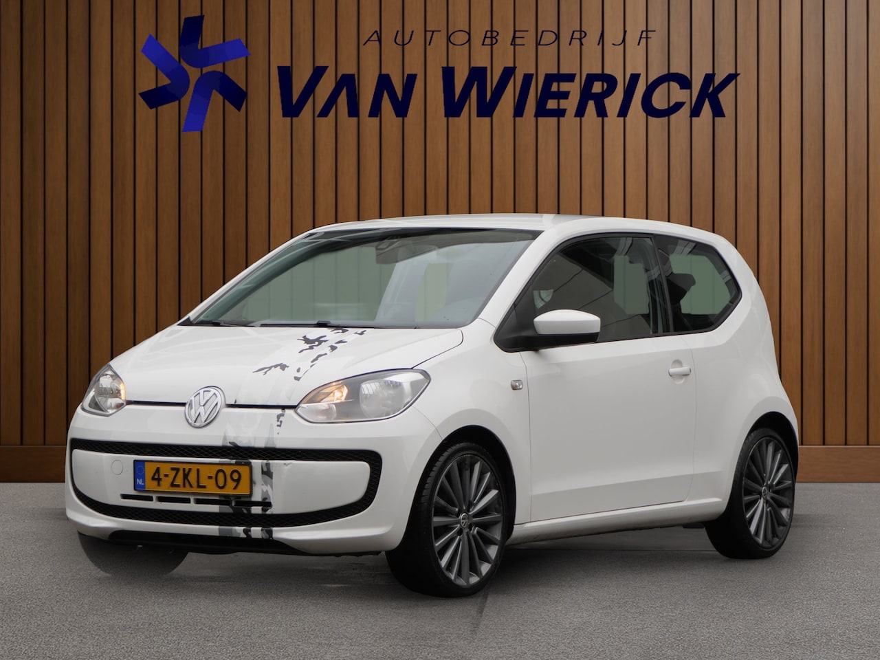 Volkswagen Up! - 1.0 move up! BlueMotion | Navi | Bluetooth | Airco | NAP - AutoWereld.nl