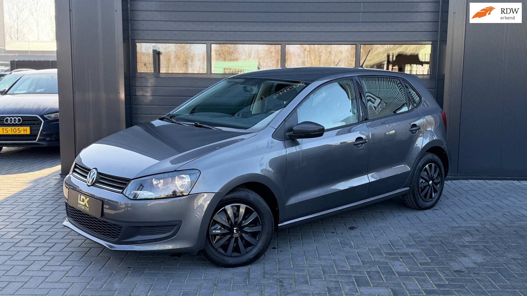 Volkswagen Polo - 1.4-16V Comfortline Automaat|Airco|Carplay - AutoWereld.nl