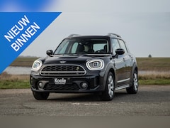 MINI Countryman - 1.5 Cooper S E ALL4 Essential CAMERA / NAVI / CARPLAY / AIRCO / ZWART / STOELVERWARMING