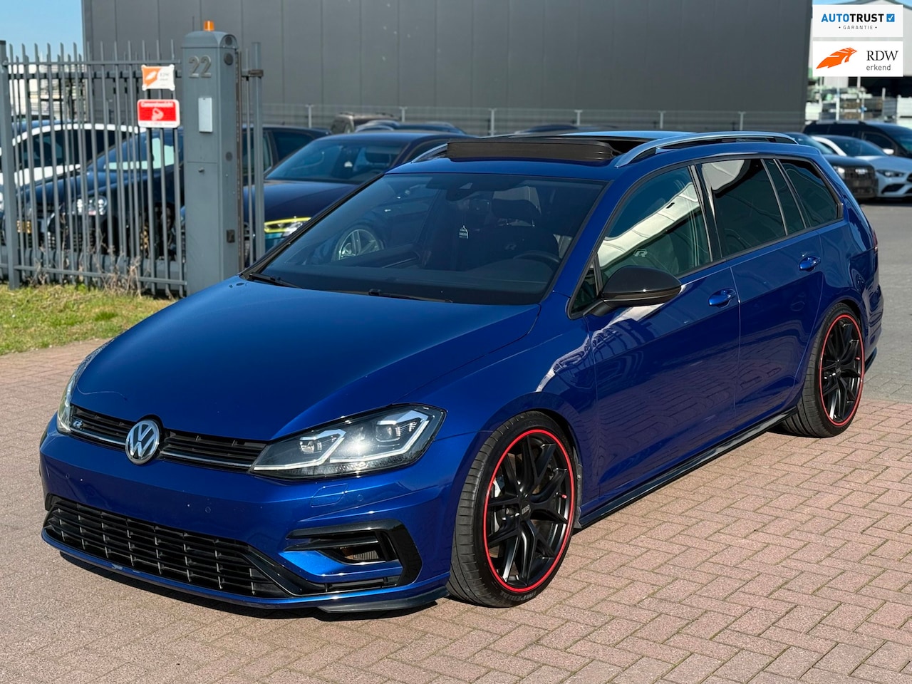 Volkswagen Golf Variant - 2.0 TSI 4Motion R 7.5R 2017 Blauw 310PK (Lees Adv !) - AutoWereld.nl