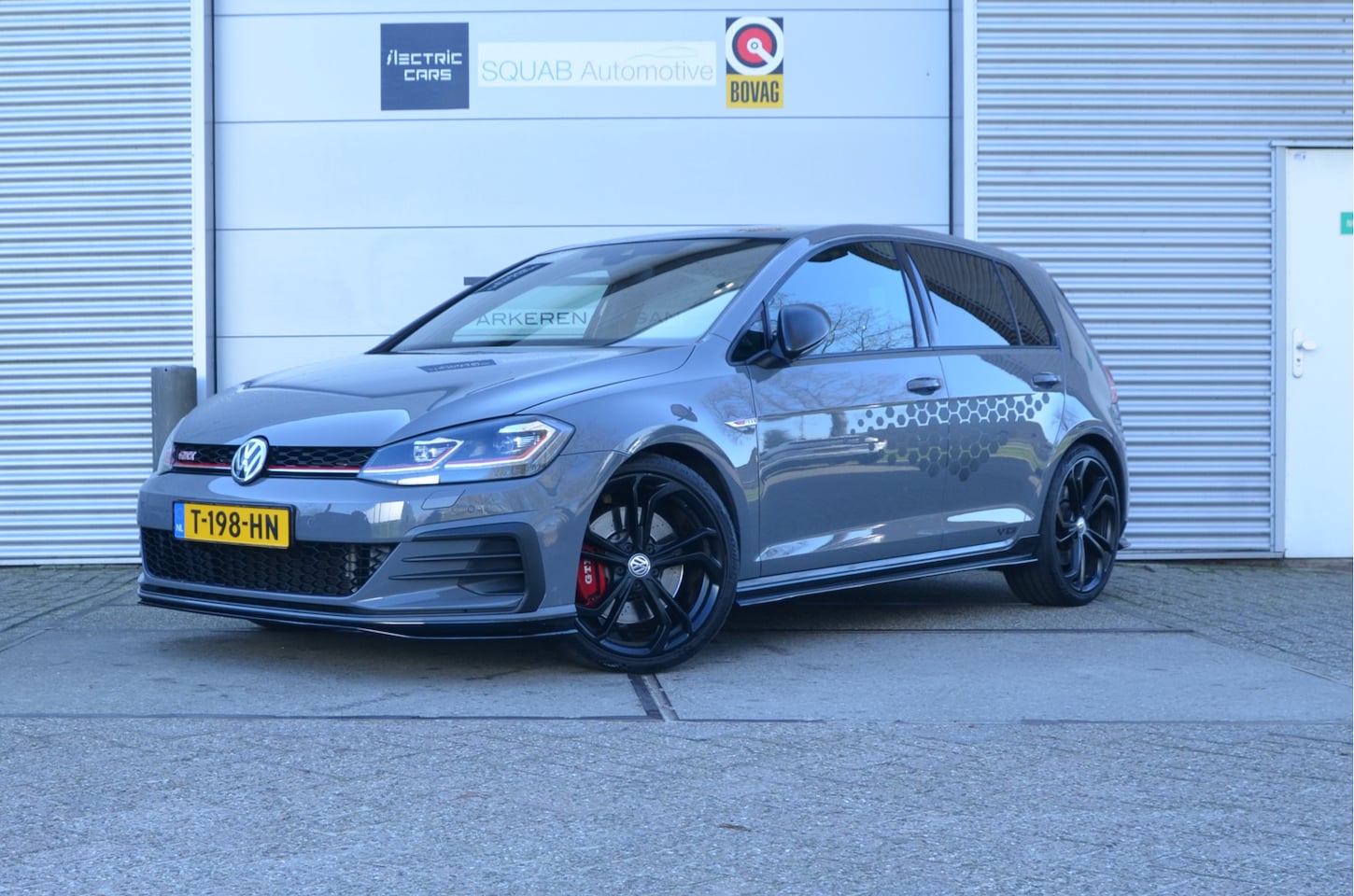 Volkswagen Golf - 2.0 TSI GTI TCR Panoramadak, Adaptive Cruise Control e.d. - AutoWereld.nl