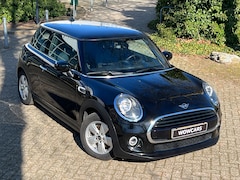 MINI Cooper - 1.5i - 1e Eig. - CarPlay - Parkeersensoren - Alarm - Cruise Control - Airco