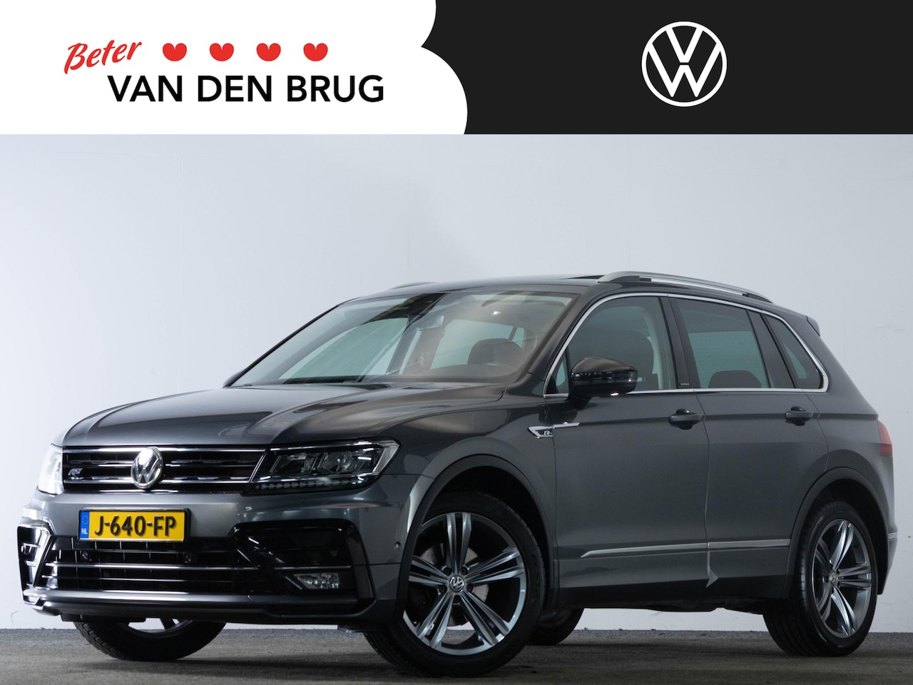 Volkswagen Tiguan - R-Line 1.5 TSI 150 PK DSG | LED | Panoramadak | Achteruitrijcamera | Side Assist | Stoelve - AutoWereld.nl