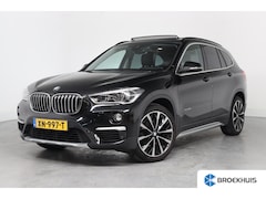BMW X1 - sDrive18i High Executive Automaat | Navigatie | Panorama dak | Climate control | Stoelverw