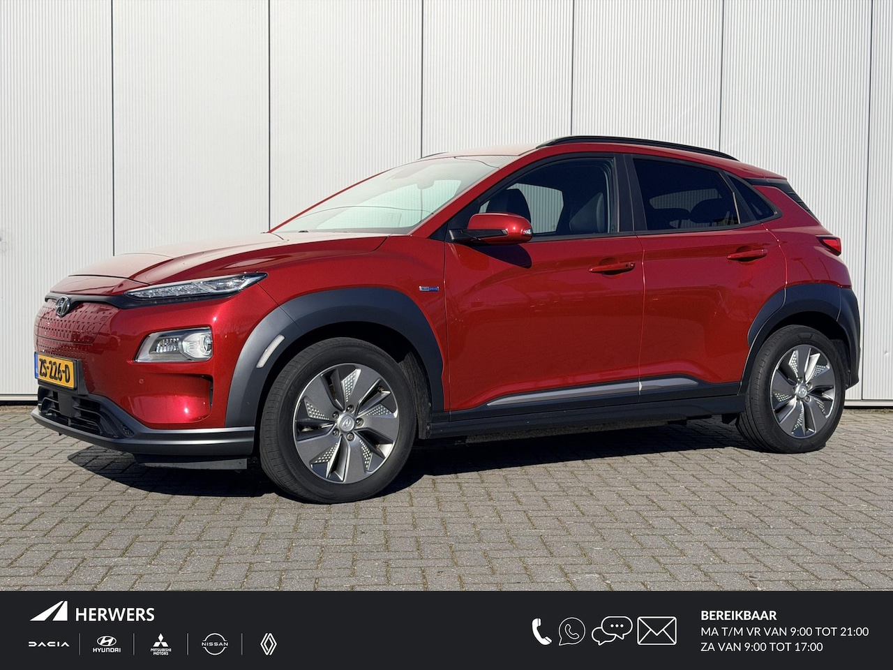 Hyundai Kona Electric - EV Premium 64 kWh Automaat / NL auto / Accu SoH 100% / Batterijgarantie 8 jaar 160.000 km - AutoWereld.nl