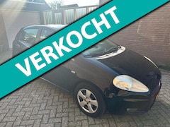 Fiat Grande Punto - 1.4-16V Ed. Lusso (start motor defect)