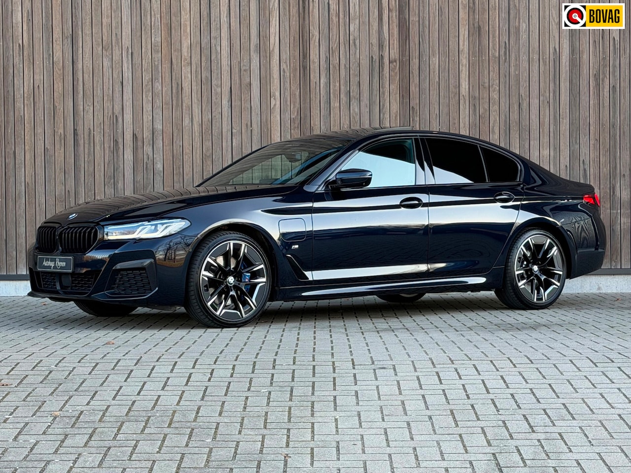 BMW 5-serie - 530e High Executive / BOMVOL / Individual M-Sport - AutoWereld.nl