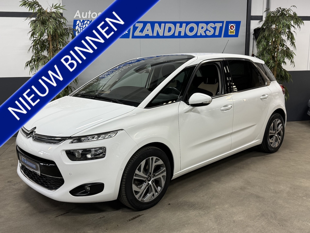 Citroën C4 Picasso - 1.6 e-THP Intensive // Autom. // Camera // Carplay - AutoWereld.nl